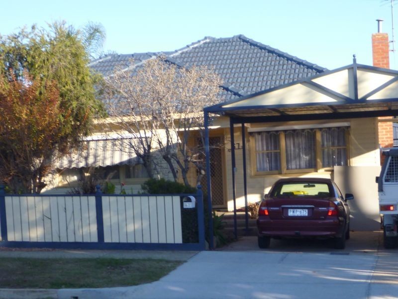 67 Docker Street, Wangaratta VIC 3677