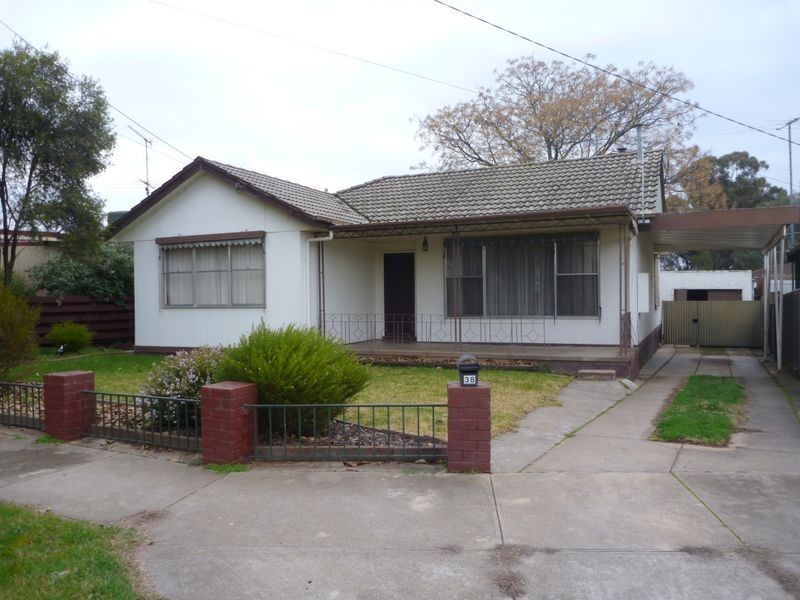 38 Hallet Crs, Wangaratta VIC 3677