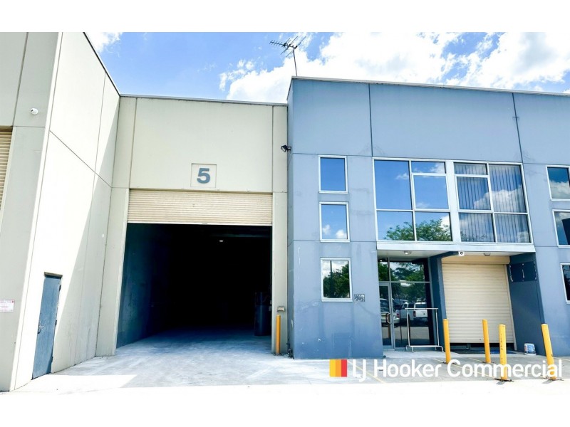 Unit 5/5-7 Wiltshire Street, Minto NSW 2566