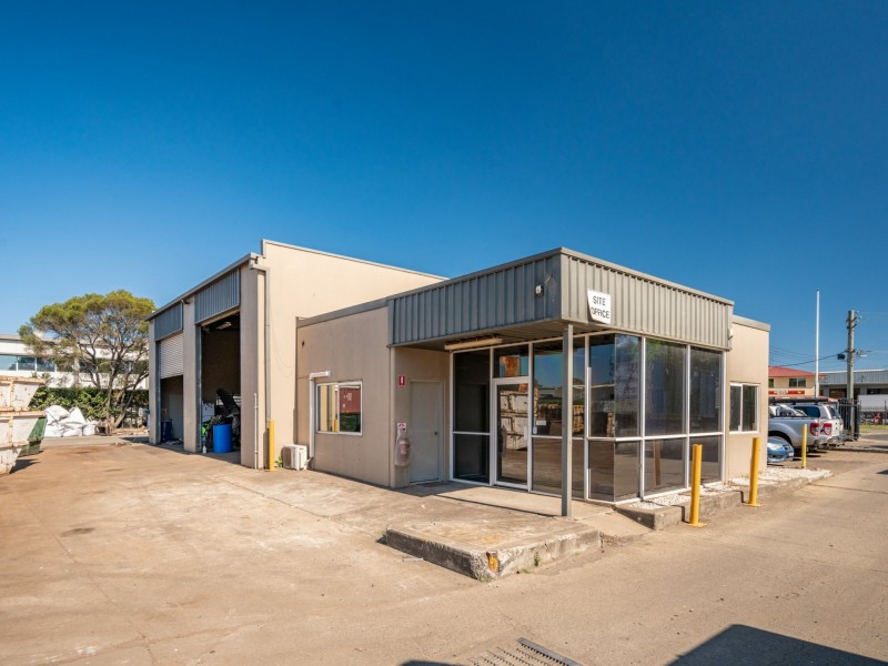 43 York Road, Ingleburn NSW 2565