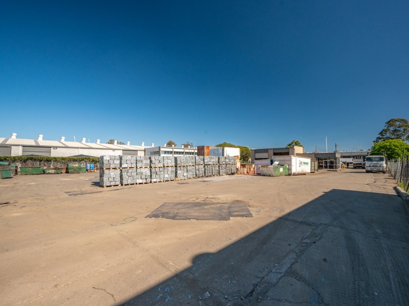 43 York Road, Ingleburn NSW 2565