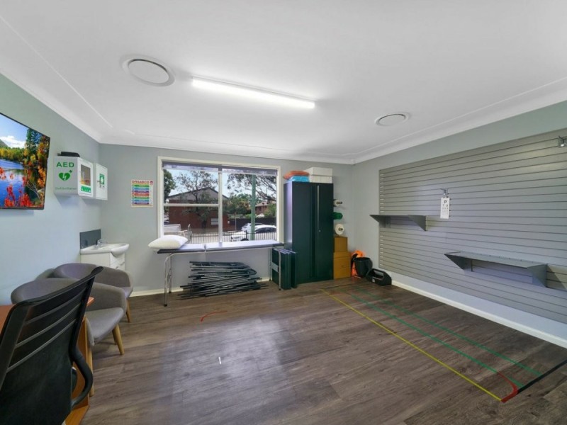 196 Lindesay Street, Campbelltown NSW 2560