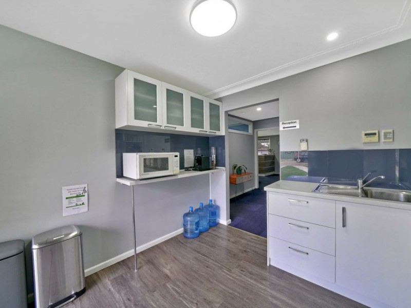 196 Lindesay Street, Campbelltown NSW 2560