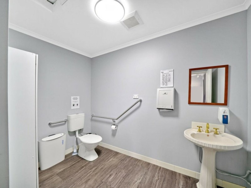 196 Lindesay Street, Campbelltown NSW 2560