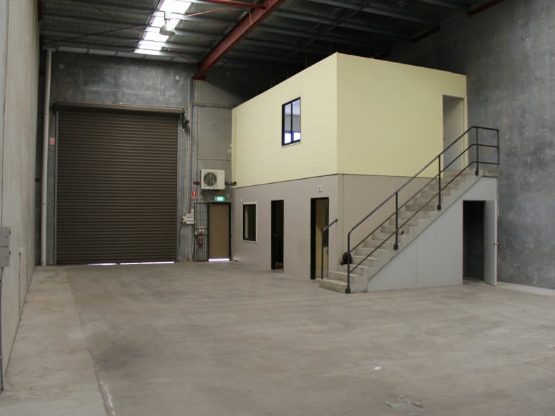 Unit 3/12 Bluett Drive, Smeaton Grange NSW 2567