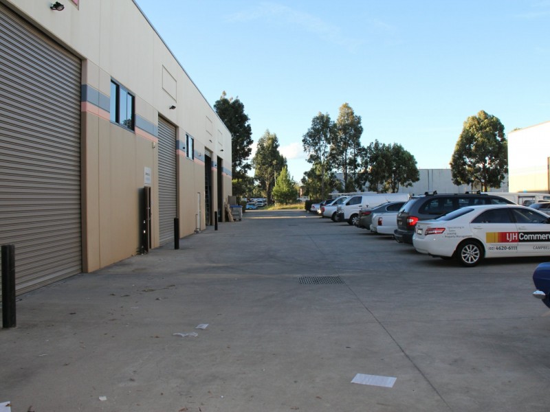 Unit 3/12 Bluett Drive, Smeaton Grange NSW 2567