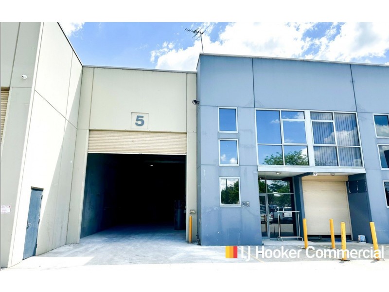 Unit 5/5-7 Wiltshire Street, Minto NSW 2566