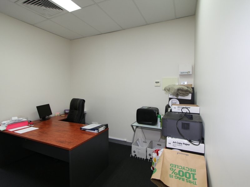 2/17 Warby Street, Campbelltown NSW 2560