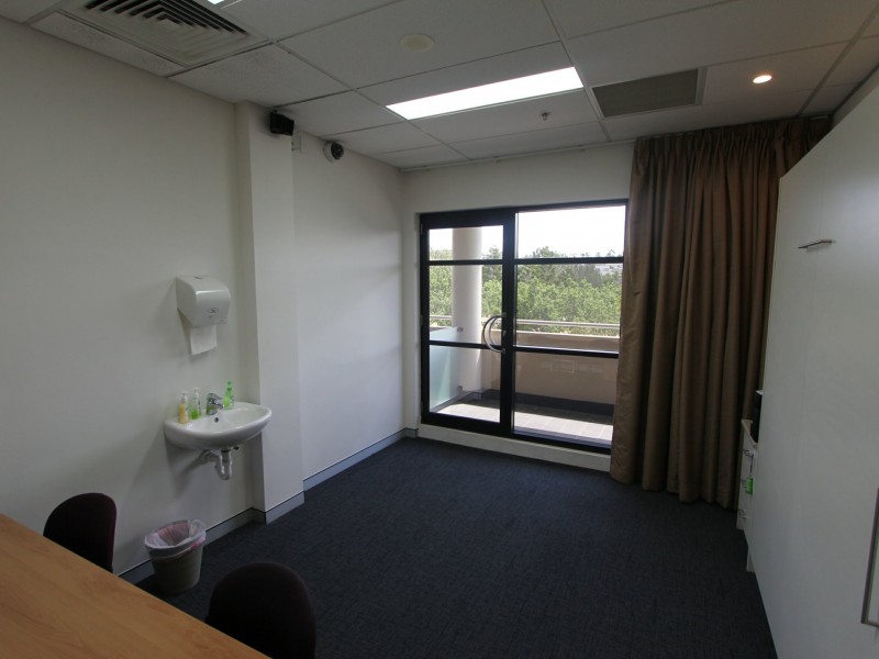 Suite 19/42 Parkside Crescent, Campbelltown NSW 2560