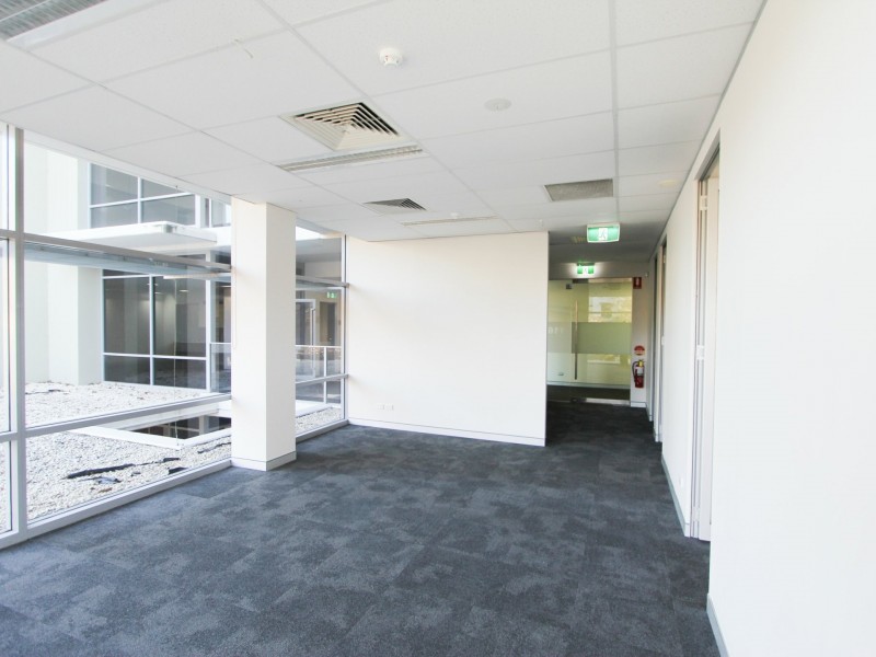 Suite 1.16/4 Hyde Parade, Campbelltown NSW 2560