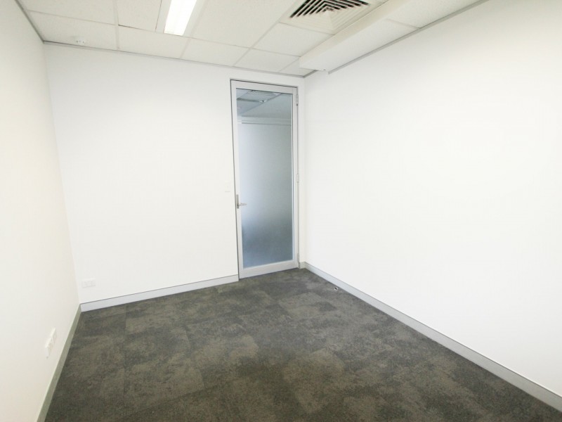 Suite 1.16/4 Hyde Parade, Campbelltown NSW 2560