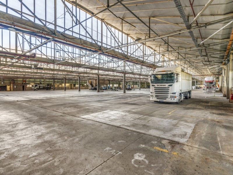 Warehouse 1/8 Farrow Road, Campbelltown NSW 2560