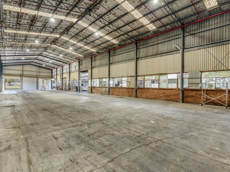 Warehouse 2/8 Farrow Road, Campbelltown NSW 2560