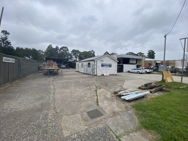 24-26 Aero Road, Ingleburn NSW 2565