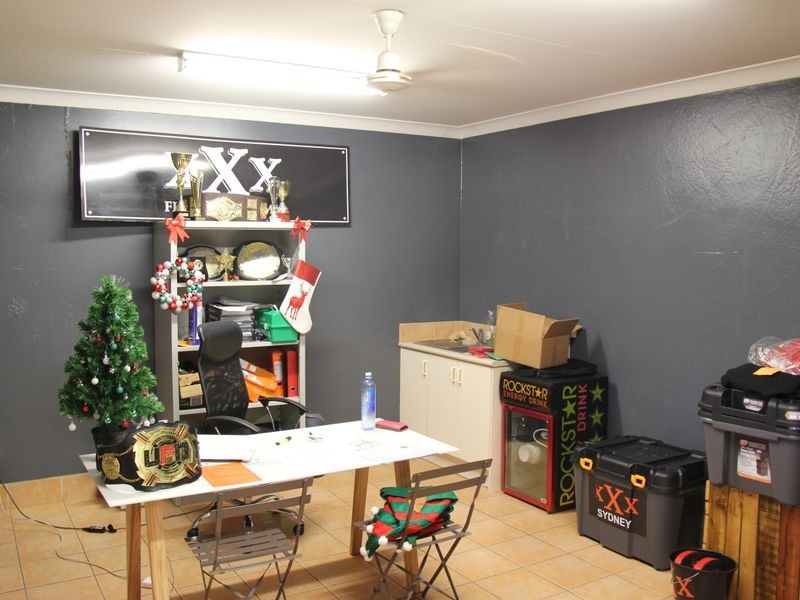 Unit 5/12 Bluett Drive, Smeaton Grange NSW 2567