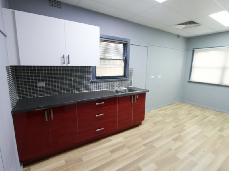 24 Broughton Street, Campbelltown NSW 2560