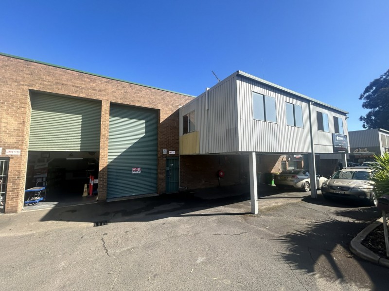 2/10 Grahams Hill Road, Narellan NSW 2567