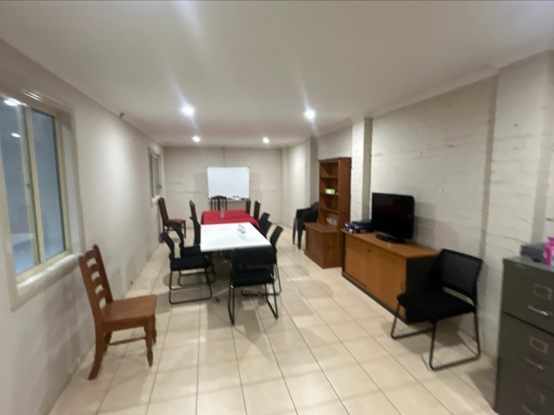 2/10 Grahams Hill Road, Narellan NSW 2567