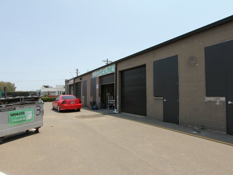 Unit 3/6 Badgally Road, Campbelltown NSW 2560