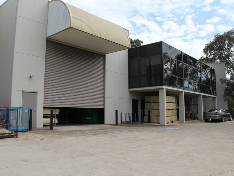 Unit 3/9 Saggart Field Road, Minto NSW 2566