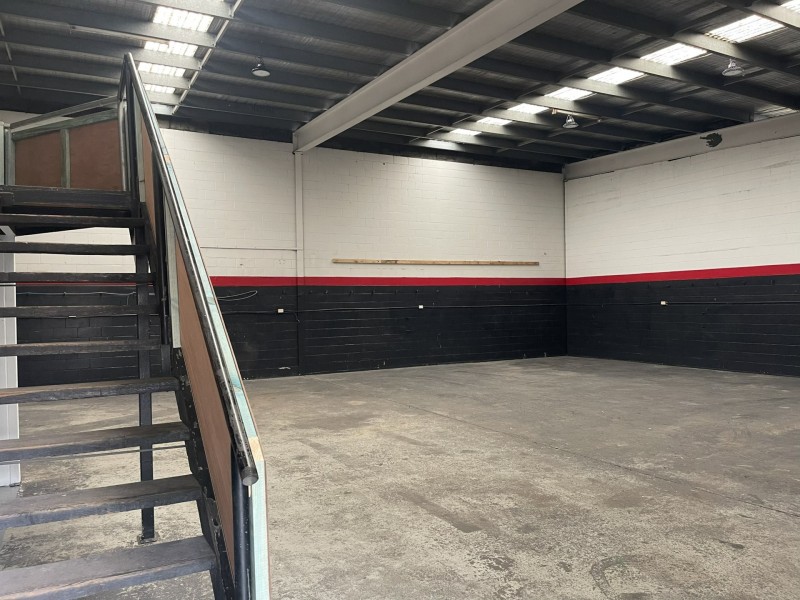 Unit 4/8 Pembury Road, Minto NSW 2566