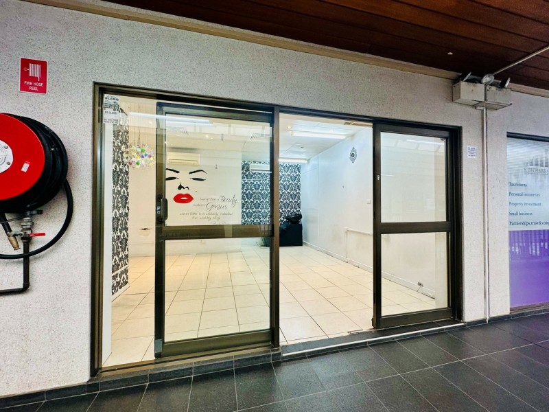 Shop 16/186 Queen Street, Campbelltown NSW 2560
