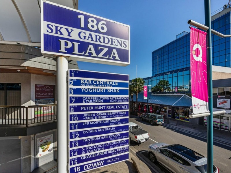 Shop 16/186 Queen Street, Campbelltown NSW 2560