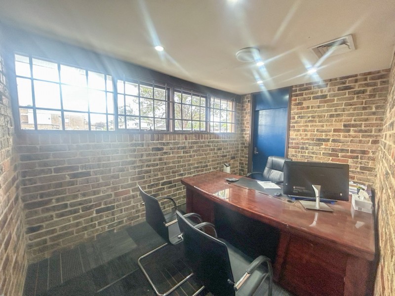 3/10 Redfern Road, Minto NSW 2566