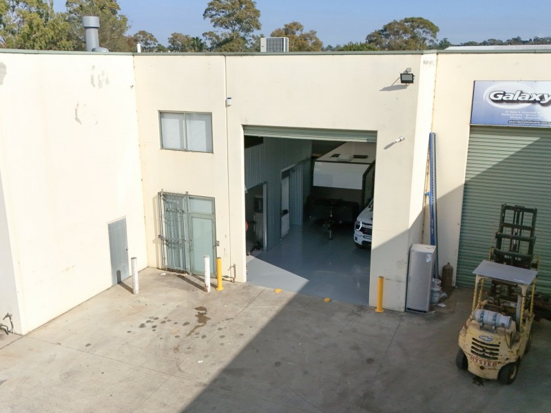 3/4 Essex Street, Minto NSW 2566