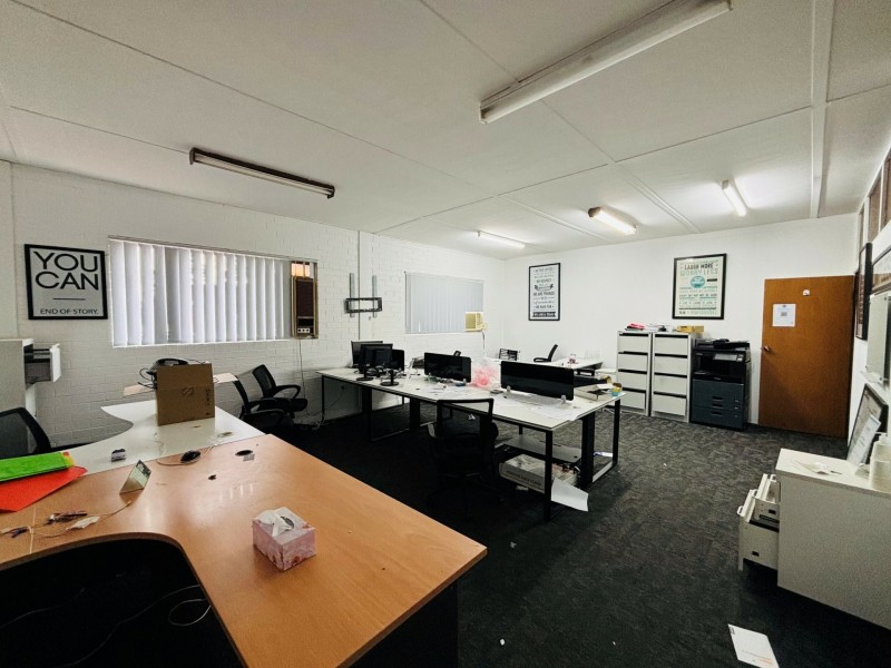 Suite D & E/19-21 Oxford Road, Ingleburn NSW 2565