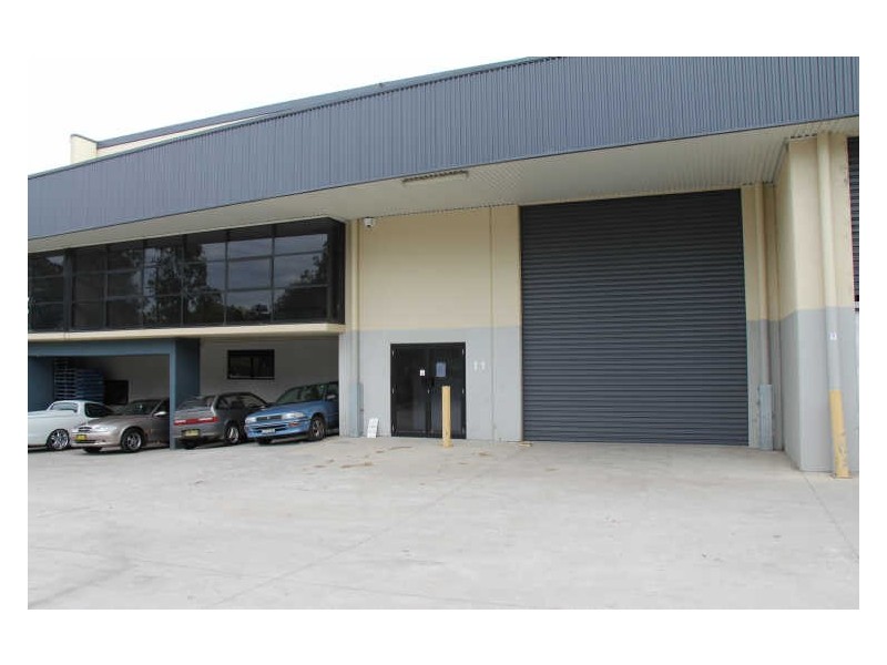 Unit 11/1 Stonny Batter Road, Minto NSW 2566