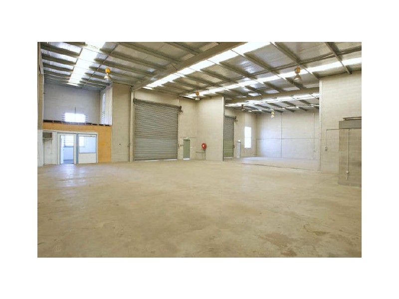 14 York Road, Ingleburn NSW 2565