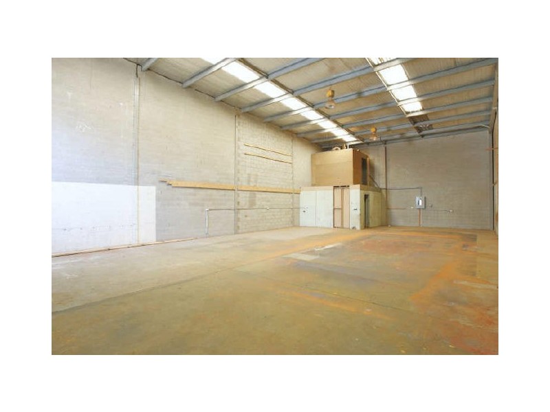 14 York Road, Ingleburn NSW 2565