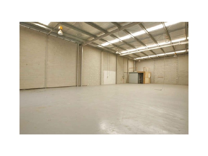 14 York Road, Ingleburn NSW 2565