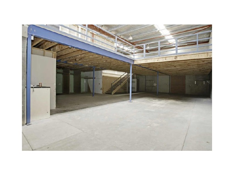 Unit 6/13-15 Mill Road, Campbelltown NSW 2560