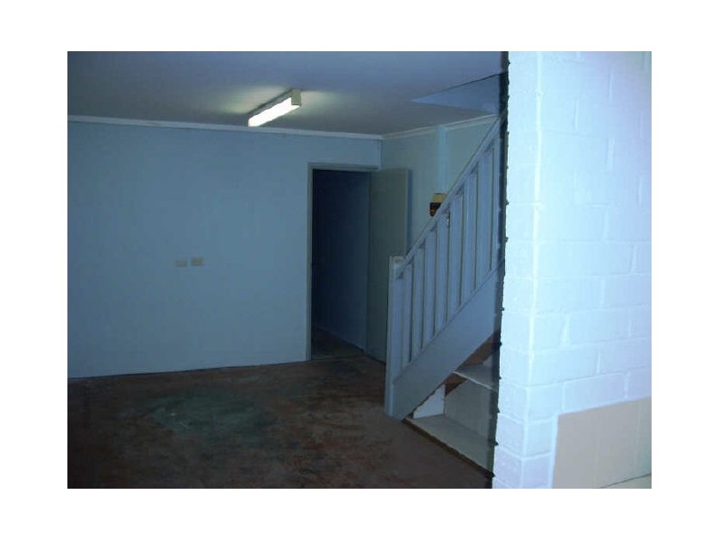 Unit 6/13-15 Mill Road, Campbelltown NSW 2560