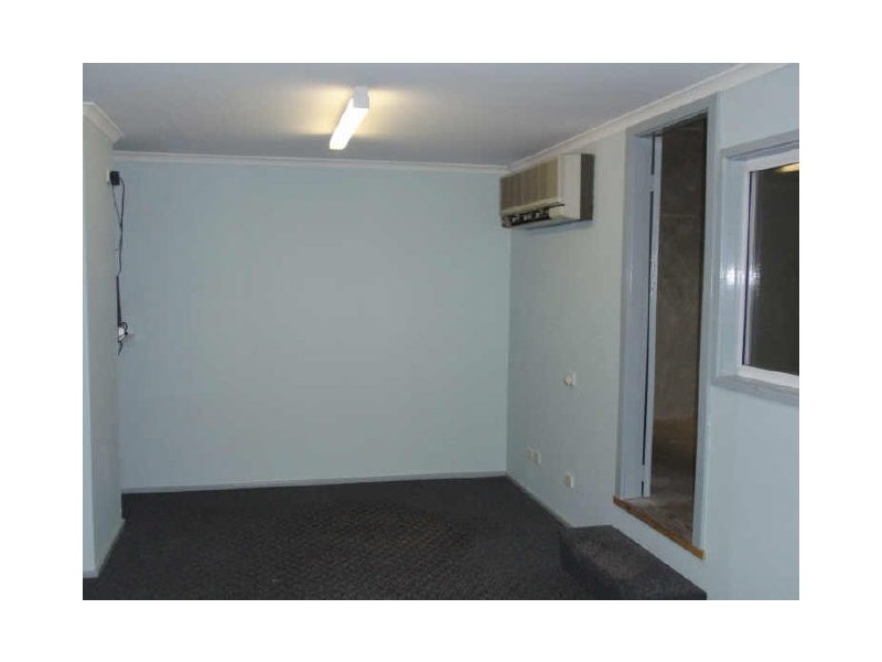 Unit 6/13-15 Mill Road, Campbelltown NSW 2560