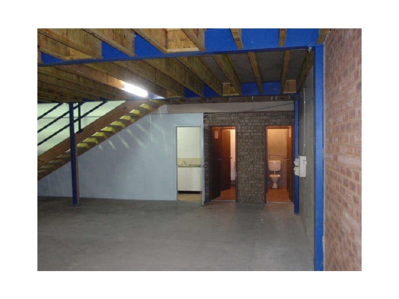 Unit 6/13-15 Mill Road, Campbelltown NSW 2560