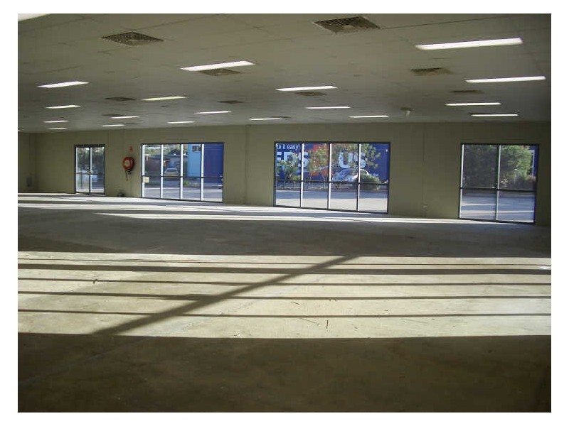 16 Blaxland Road, Campbelltown NSW 2560