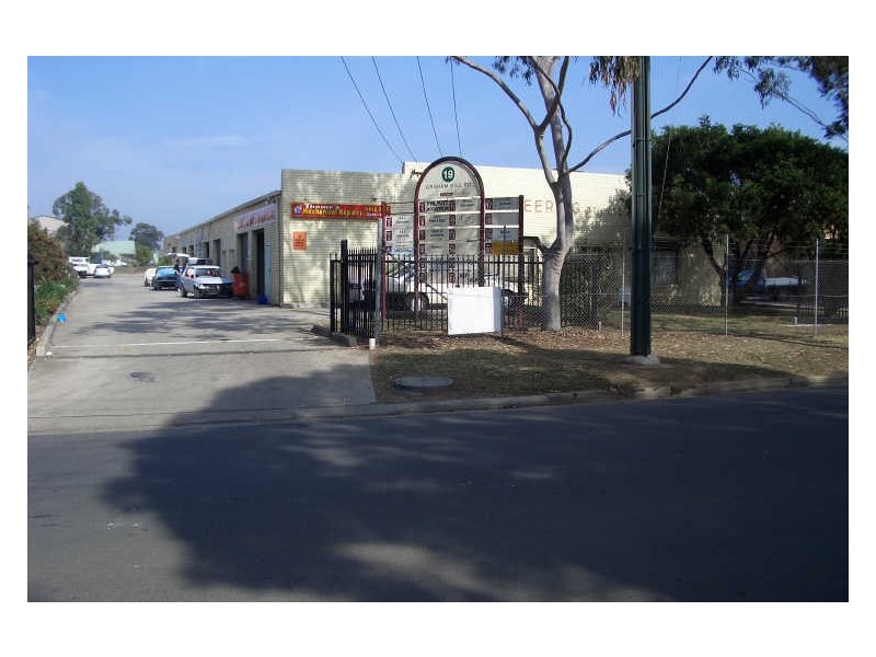 Unit 11/19 Graham Hill Road, Narellan NSW 2567
