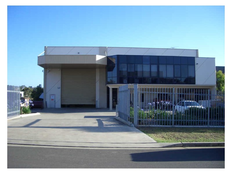 19 Saggartfield Road, Minto NSW 2566