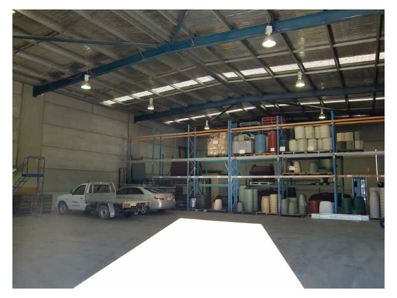 Unit 2/3B Williamson Road, Ingleburn NSW 2565