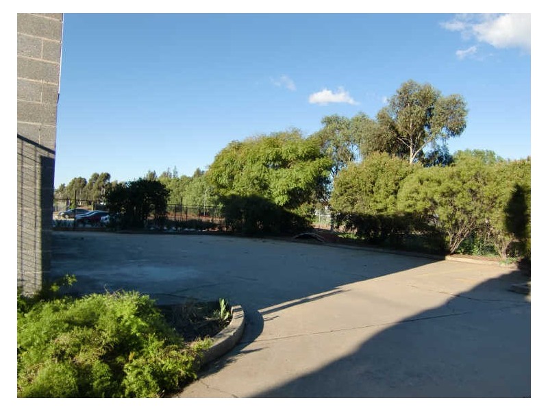 Unit 2/3B Williamson Road, Ingleburn NSW 2565