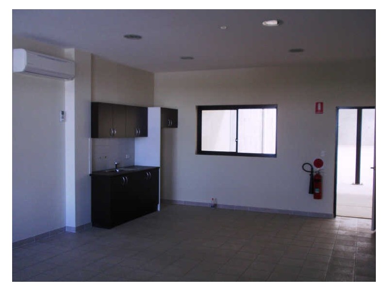 Unit 1/30 Bluett Drive, Smeaton Grange NSW 2567