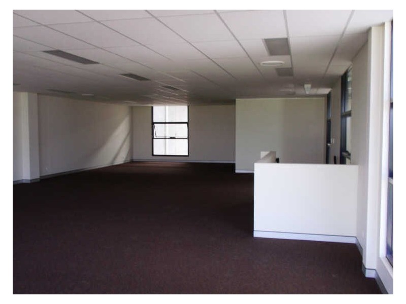 Unit 1/30 Bluett Drive, Smeaton Grange NSW 2567
