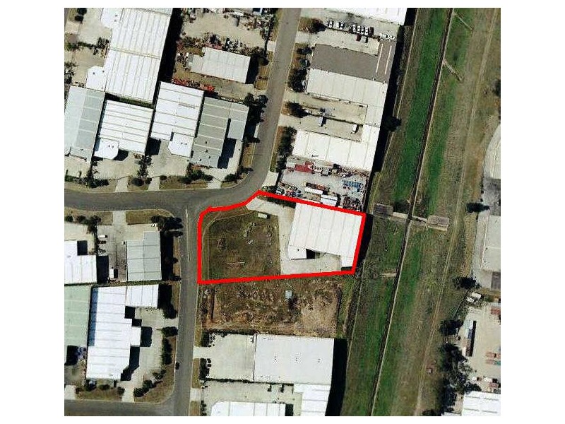 2 & 4 Saggartfield Road, Minto NSW 2566