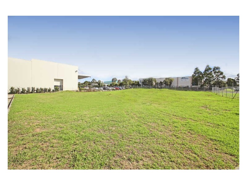 2 & 4 Saggartfield Road, Minto NSW 2566