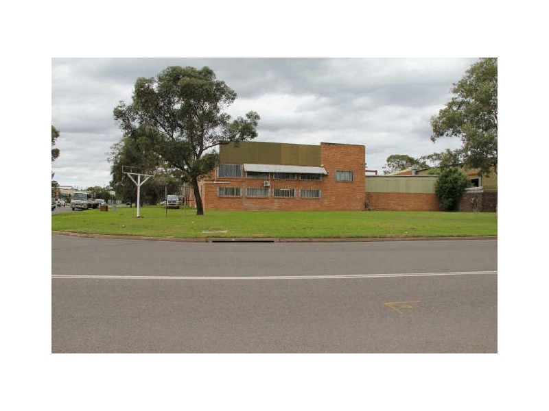 2 Airds Road, Minto NSW 2566