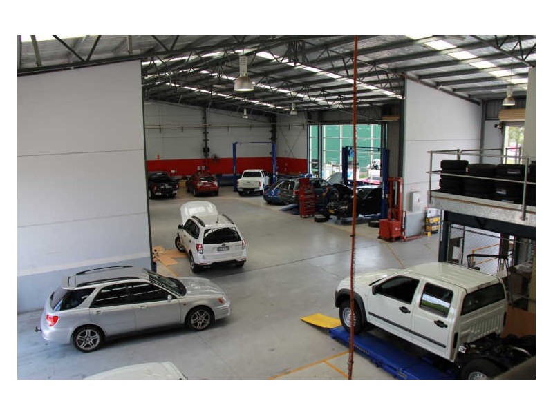 13 Watsford Road, Campbelltown NSW 2560
