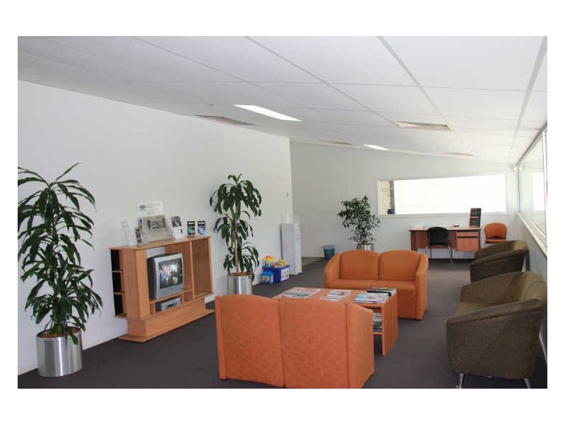 13 Watsford Road, Campbelltown NSW 2560